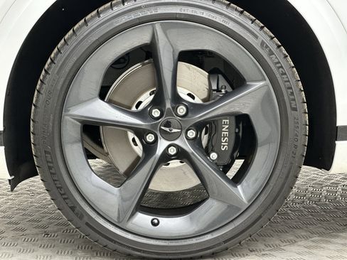 Certified 2026 Genesis GV70 3.5T Sport Prestige AWD/4WD image 10