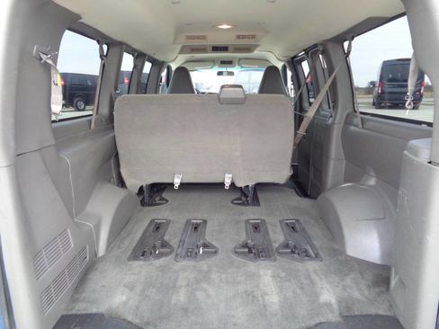 Used 2018 GMC Savana 3500 LT w/ LT Preferred Equipment Group image 46