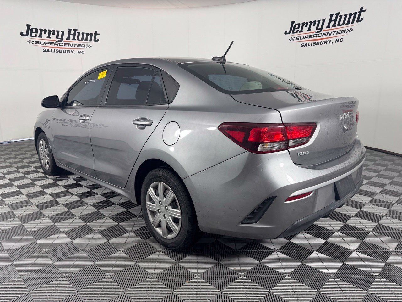 Used 2023 Kia Rio S FWD image 9