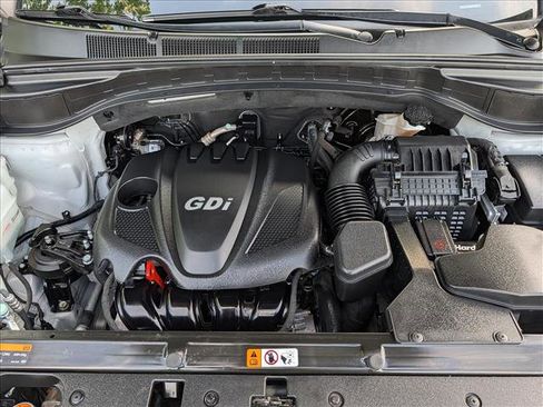 Used 2016 Hyundai Santa Fe Sport FWD image 10