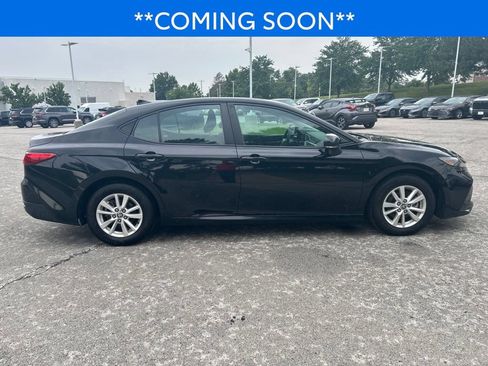 Certified 2025 Toyota Camry LE FWD image 4