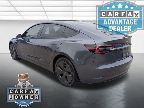Used 2023 Tesla Model 3 Standard Range RWD image 2