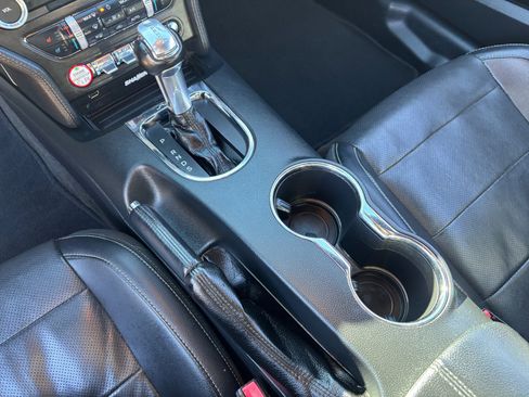 Used 2017 Ford Mustang GT Premium image 15