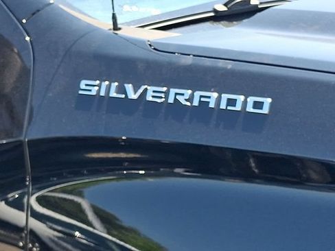 Used 2021 Chevrolet Silverado 1500 Custom AWD/4WD image 29
