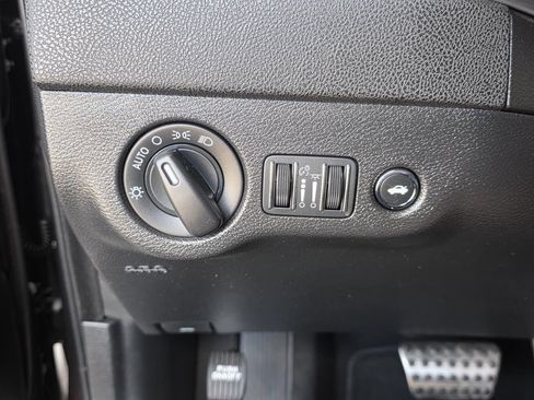 Used 2023 Dodge Charger R/T RWD image 29