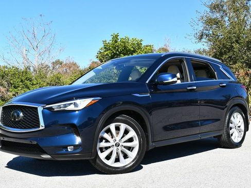 Used 2019 INFINITI QX50 Essential w/ Premium Heat Package image 23
