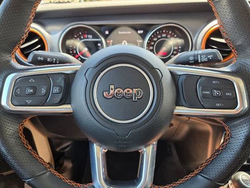 Used 2022 Jeep Gladiator Mojave w/ LED Lighting Group AWD/4WD image 34