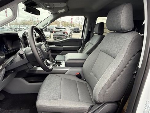 New 2025 Ford F150 Lightning XLT image 11