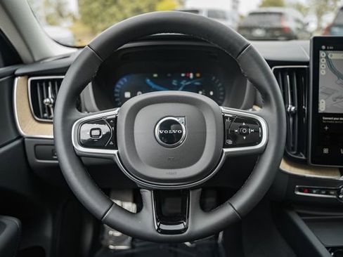 New 2026 Volvo XC60 B5 Plus w/ Protection Package Premier AWD/4WD image 29