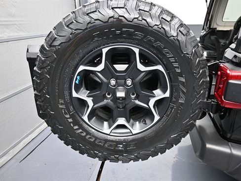 Used 2023 Jeep Wrangler Unlimited Rubicon 4xe AWD/4WD image 22