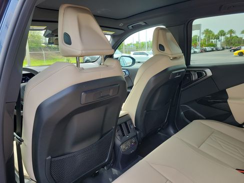 New 2026 BMW X3 M50 w/ Premium Package AWD/4WD image 9