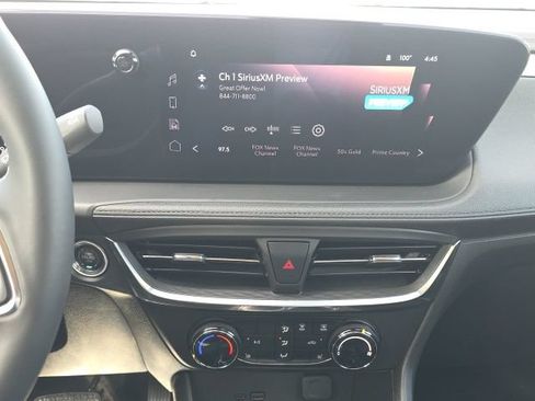 Used 2024 Buick Encore GX Preferred w/ Comfort Package FWD image 12