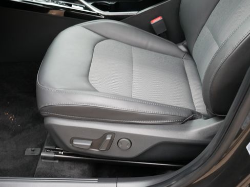 Certified 2023 Kia Niro EX w/ EX Cold Weather Package image 20