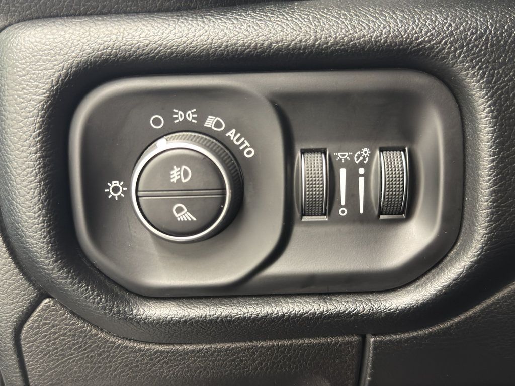 Used 2021 RAM 1500 Sport w/ Alpine Leather & Sound Group AWD/4WD image 21