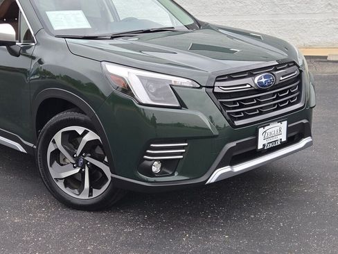 Used 2024 Subaru Forester Touring w/ Pop Package 2 AWD/4WD image 2