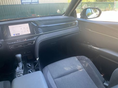 Used 2025 Toyota Camry LE FWD image 34