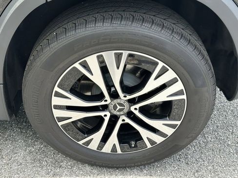 Certified 2025 Mercedes-Benz GLA 250 image 22