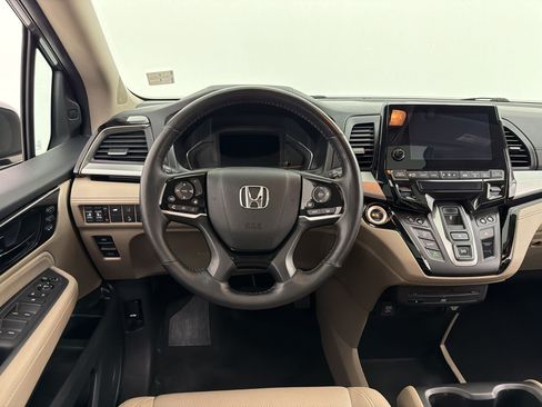 Used 2018 Honda Odyssey Elite image 32