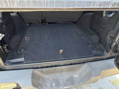 Used 2023 Jeep Wrangler Unlimited Sport AWD/4WD image 13