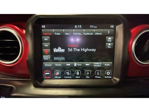 Used 2021 Jeep Gladiator Rubicon image 12