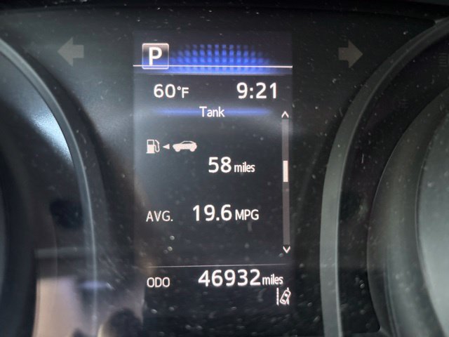 Used 2022 Toyota Camry LE FWD image 10