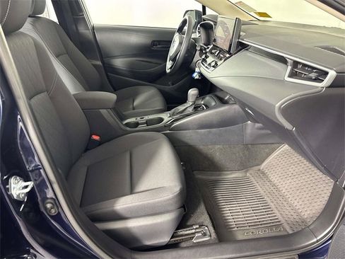 Used 2023 Toyota Corolla LE image 7