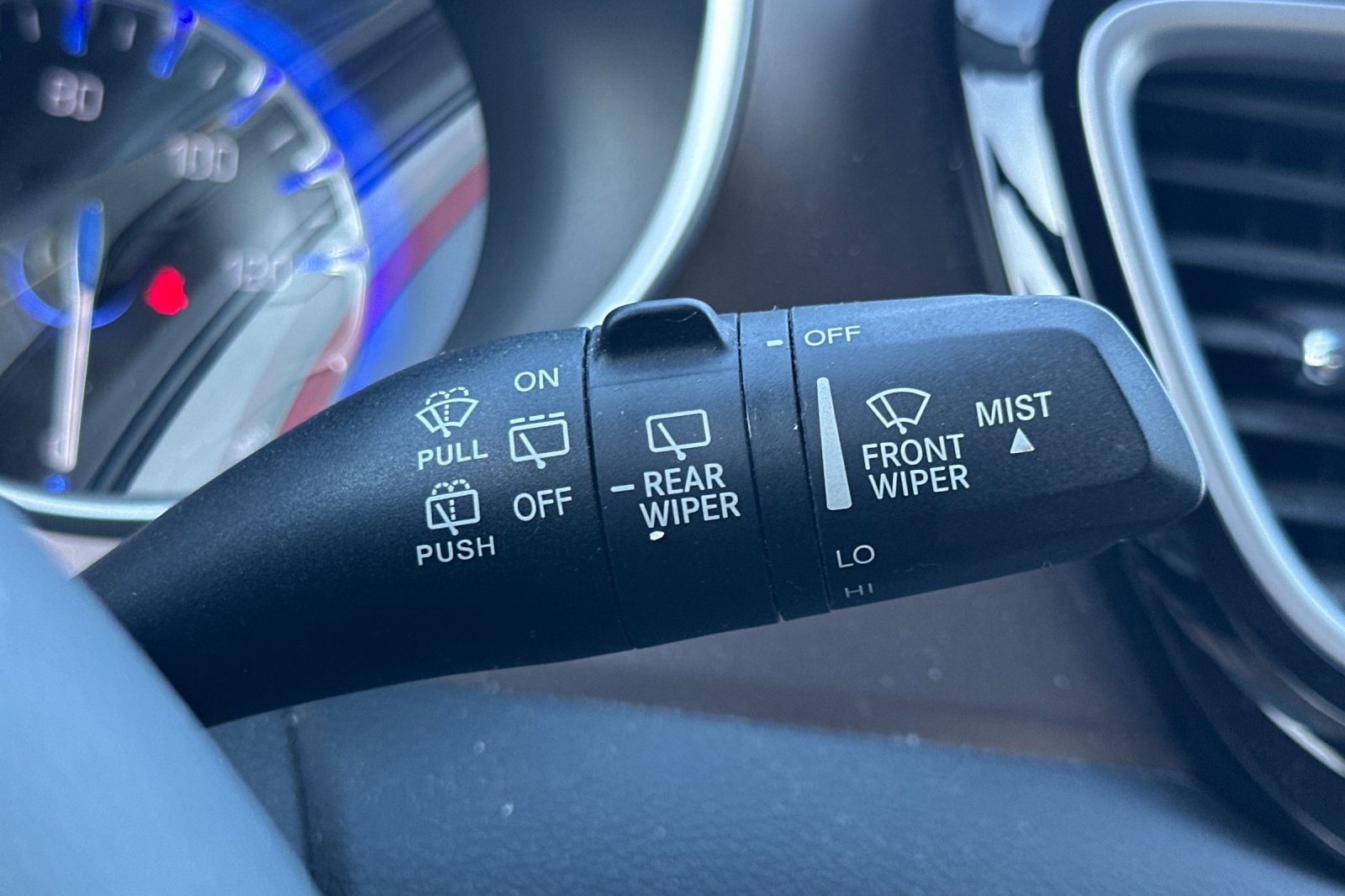Used 2019 Chrysler Pacifica Touring-L w/ Advanced Safetytec Group FWD image 37