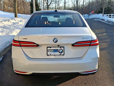 New 2026 BMW 540i xDrive w/ Executive Package image 5