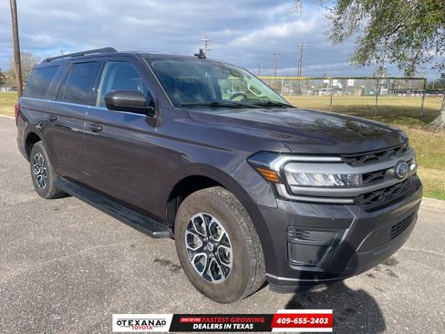 Used 2024 Ford Expedition Max XLT image 1
