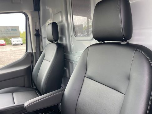 Certified 2025 Ford Transit 250 148 Medium Roof RWD image 6