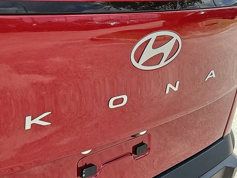 Used 2025 Hyundai Kona SEL FWD image 32