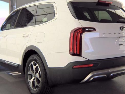 Used 2020 Kia Telluride EX FWD image 8