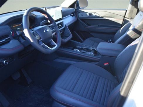 New 2026 Ford Explorer ST-Line w/ ST-Line Street Pack image 7