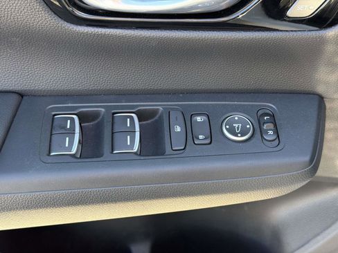 Used 2023 Honda CR-V EX-L image 5