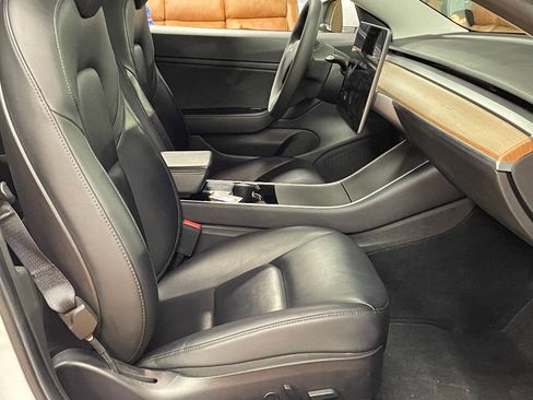 Used 2020 Tesla Model 3 Performance image 20