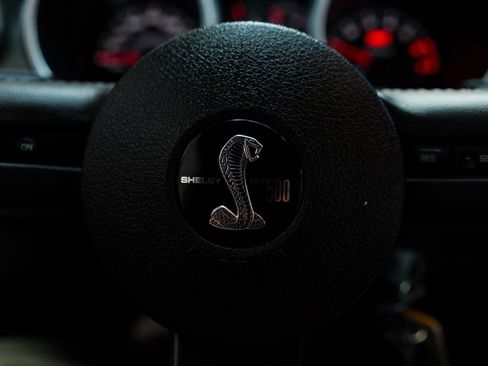 Used 2009 Ford Mustang Shelby GT500 RWD image 32