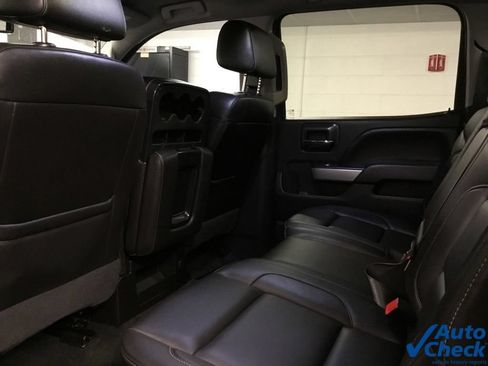Used 2018 Chevrolet Silverado 1500 LTZ Z71 w/ LTZ Plus Package AWD/4WD image 34