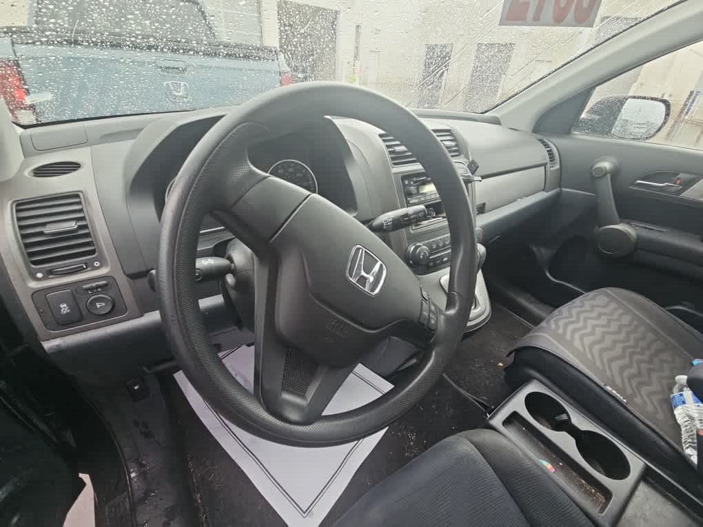 Used 2011 Honda CR-V LX image 7