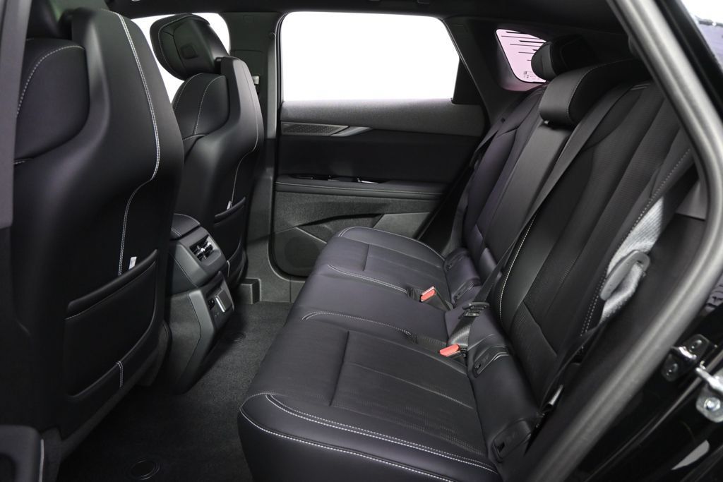 New 2026 Cadillac Optiq Luxury 2 w/ LPO, Floor Liner Package AWD/4WD image 21