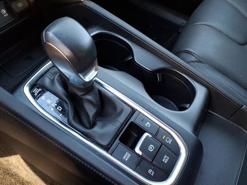 Used 2020 Hyundai Santa Fe Limited image 24