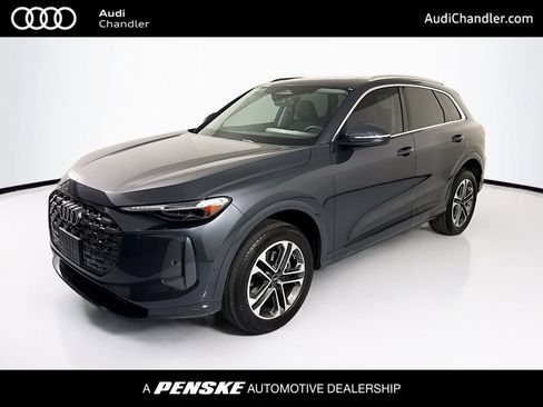 Used 2025 Audi Q5 Premium w/ Premium Plus AWD/4WD image 1