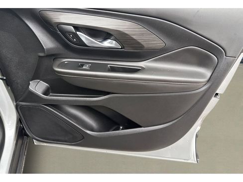 Used 2020 GMC Terrain SLT w/ Preferred Package image 22