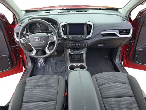 Used 2022 GMC Terrain SLE w/ Driver Convenience Package AWD/4WD image 9