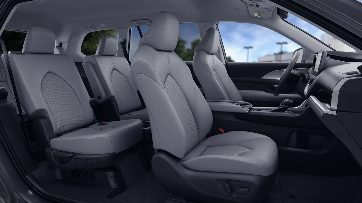 New 2026 Toyota Grand Highlander XLE FWD image 18