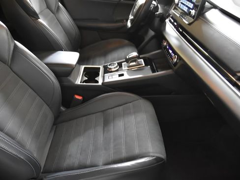 Used 2024 Mitsubishi Outlander SE FWD image 34