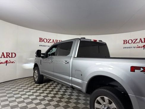 Used 2022 Ford F350 Platinum w/ FX4 Off-Road Package AWD/4WD image 11