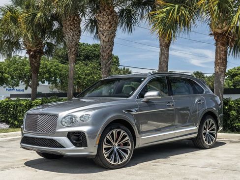 Used 2021 Bentley Bentayga AWD/4WD image 34