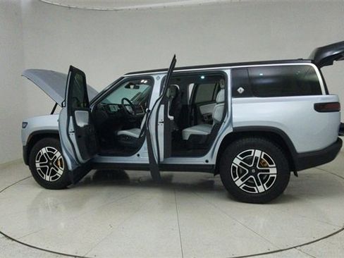 Used 2023 Rivian R1S Launch Edition image 74