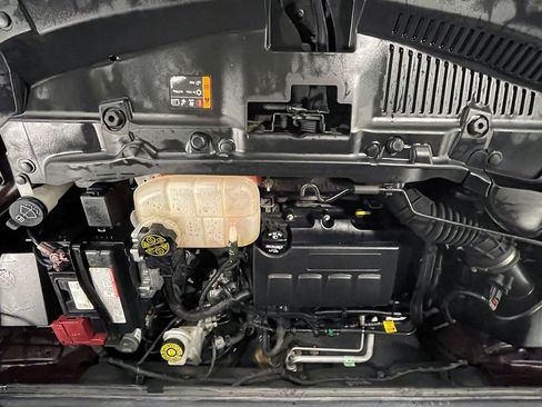 Used 2020 Chevrolet Trax LT image 34