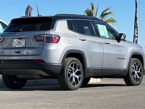 Certified 2024 Jeep Compass Limited image 6